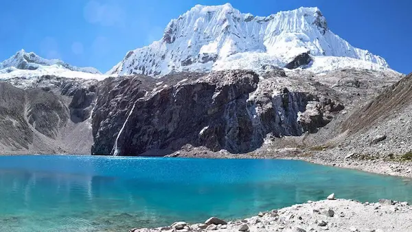 Laguna 69 en Áncash