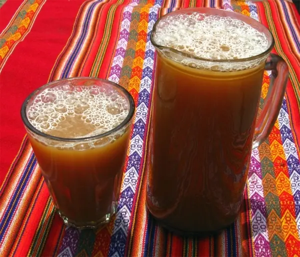 bebidas típicas de la sierra peruana chicha de jora